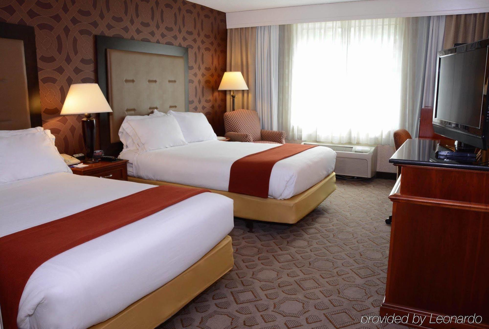 Holiday Inn Express Poughkeepsie By Ihg Exterior photo
