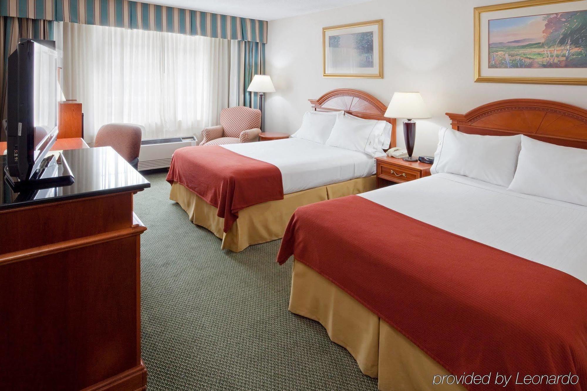 Holiday Inn Express Poughkeepsie By Ihg Exterior photo